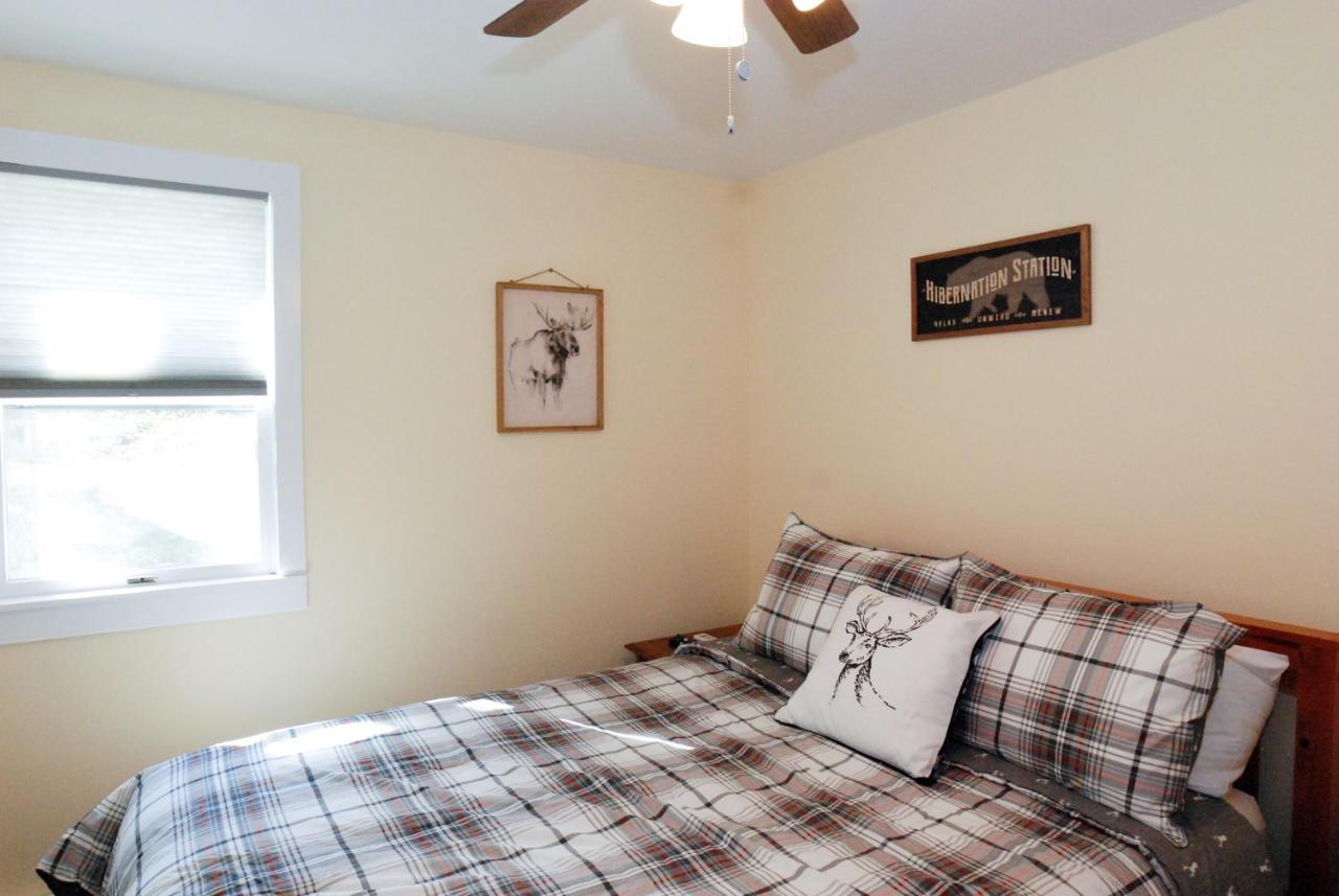Maple Leaf Lodge Schroon Lake Esterno foto