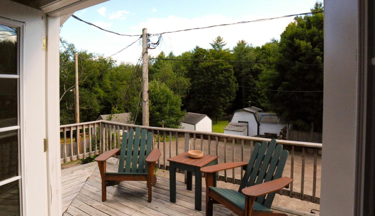 Maple Leaf Lodge Schroon Lake Esterno foto
