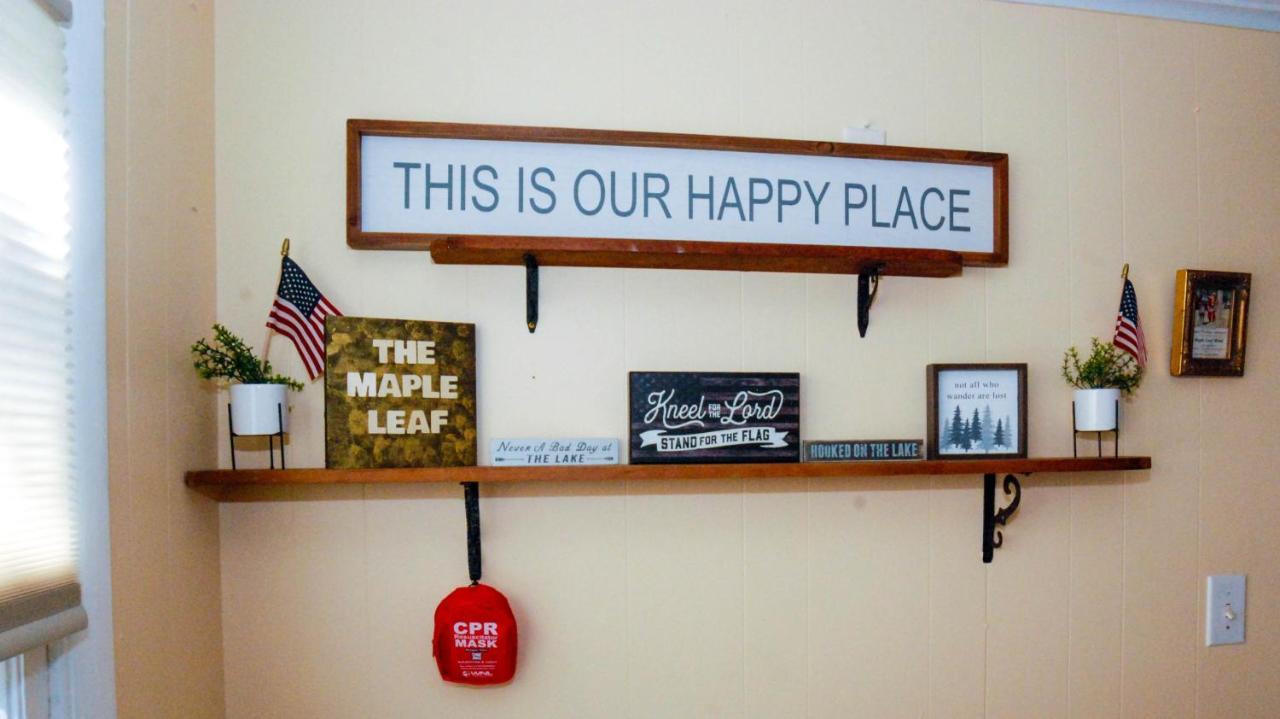 Maple Leaf Lodge Schroon Lake Esterno foto