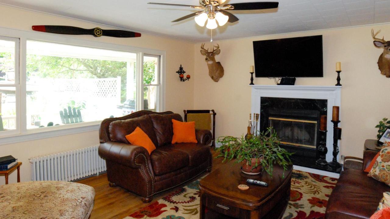 Maple Leaf Lodge Schroon Lake Esterno foto