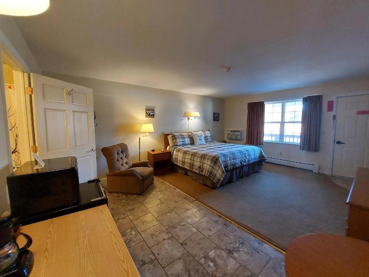 Maple Leaf Lodge Schroon Lake Esterno foto